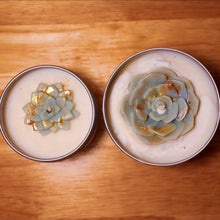 Load image into Gallery viewer, Soy Wax Candle - with melon & cucumber