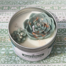 Load image into Gallery viewer, Soy Wax Candle - with melon &amp; cucumber
